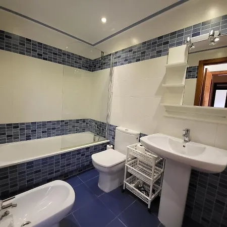 Apartamento Antopa Con Entrada Directa A La Playa - Karkava Travel * Sanxenxo